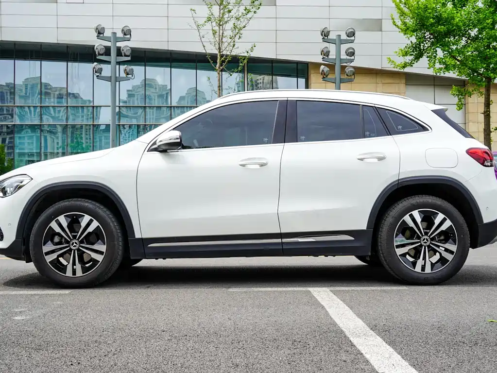 Mercedes-Benz GLA 2022 — фото 3