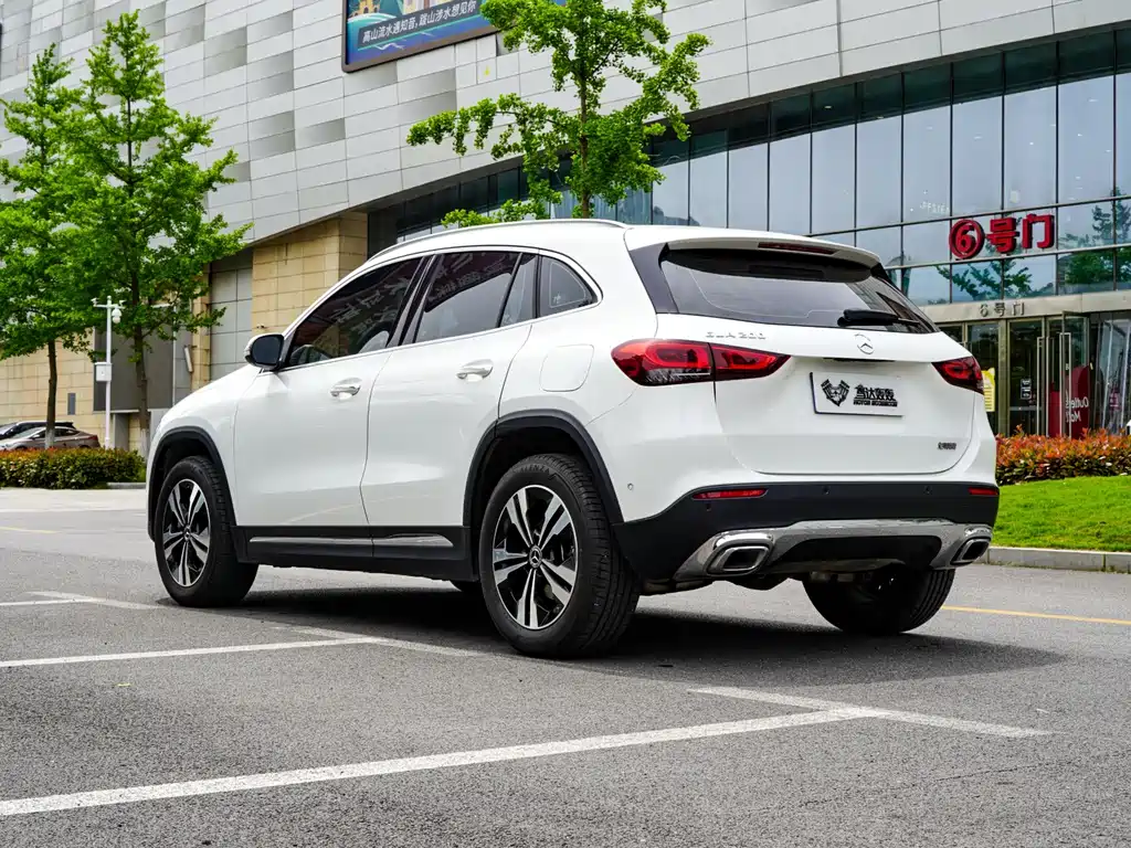 Mercedes-Benz GLA 2022 — фото 4