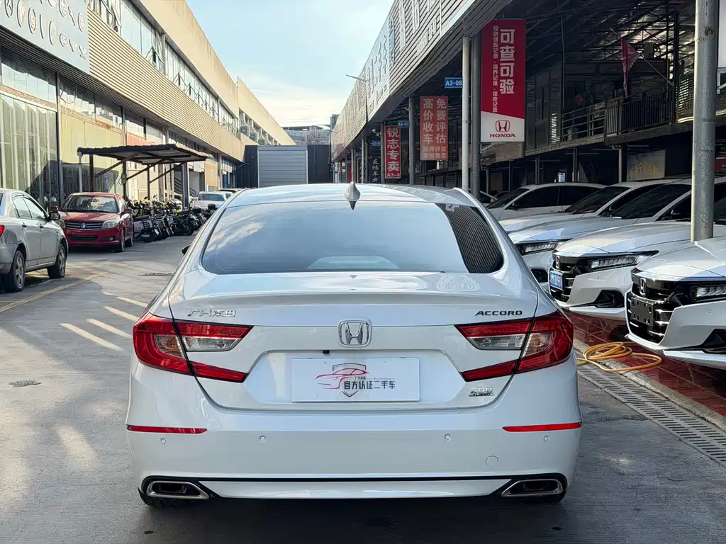 Honda Accord 2020 — фото 9
