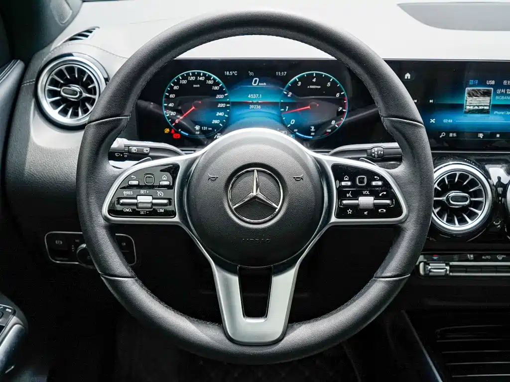 Mercedes-Benz GLA 2022 — фото 12