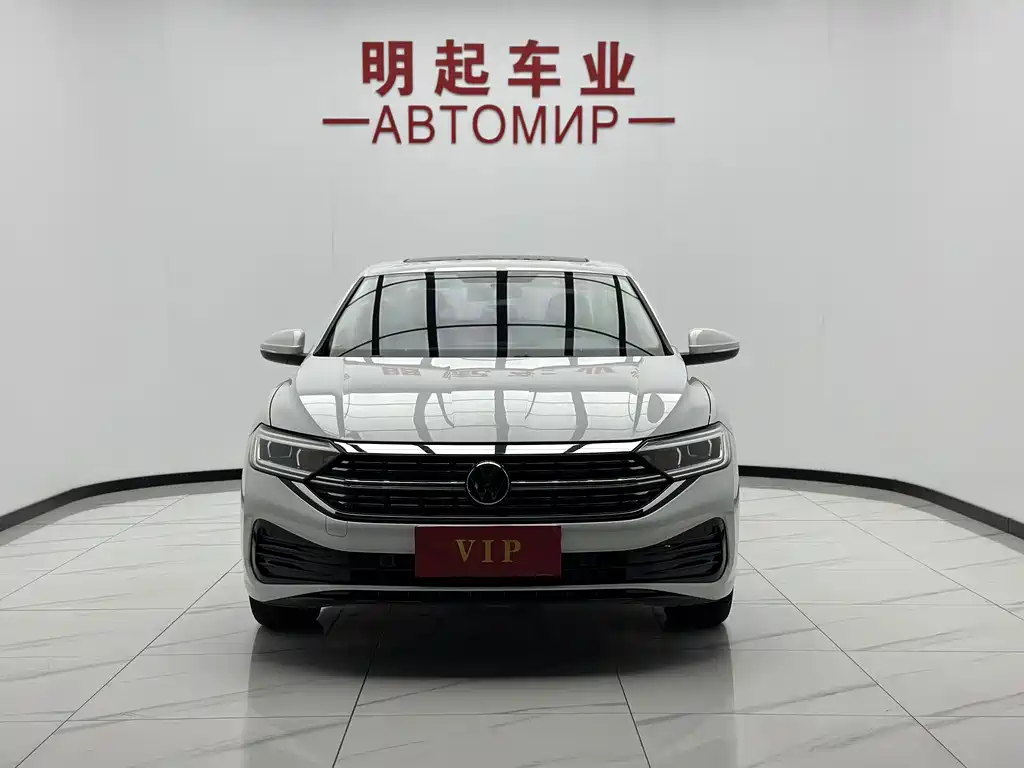 Volkswagen Sagitar 2022