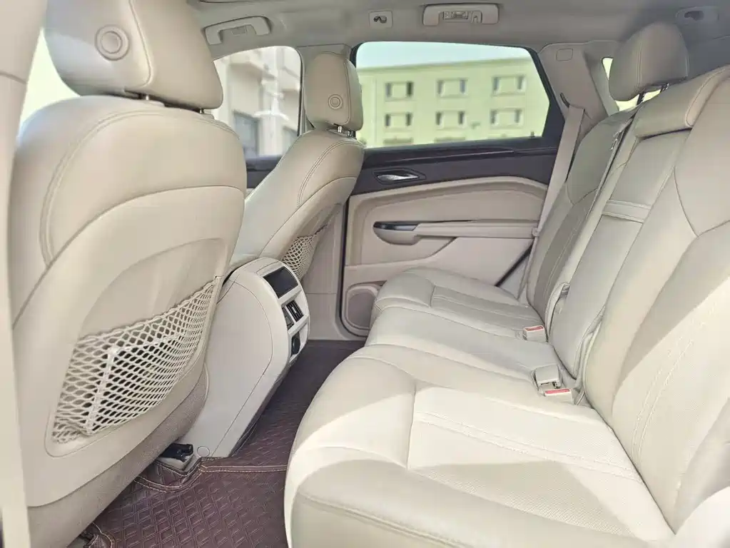 Cadillac SRX 2015 — фото 5