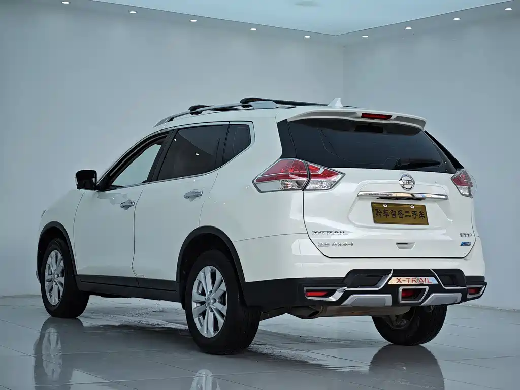 Nissan X-Trail 2014 — фото 4