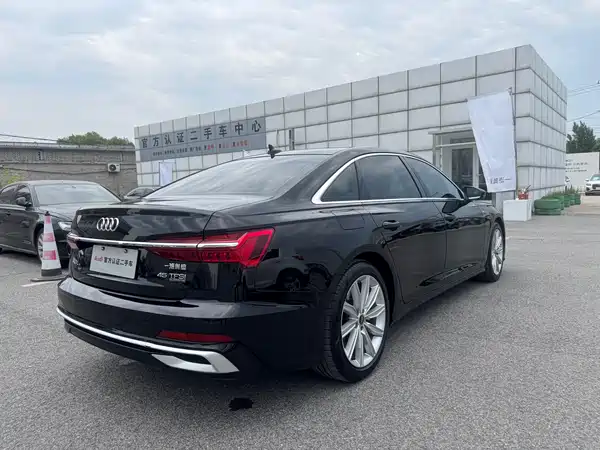 Audi A6L 2024