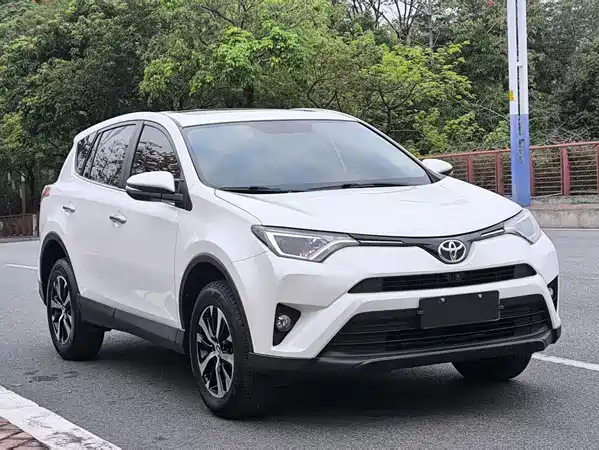 Toyota RAV4 2016