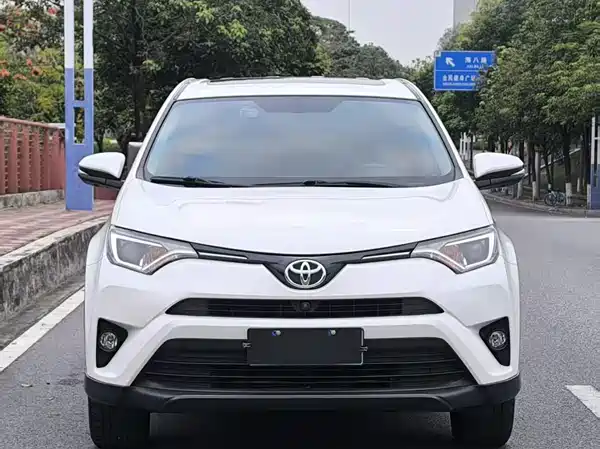 Toyota RAV4 2016