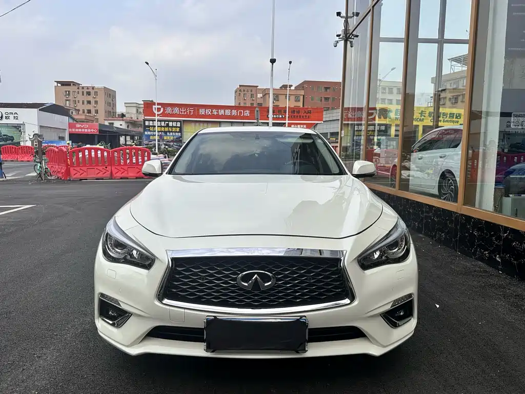 Infiniti Q50L 2019 — фото 2