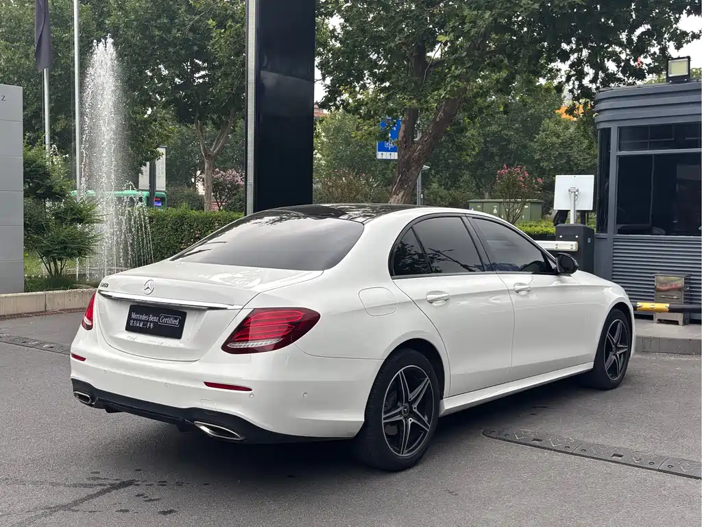 Mercedes-Benz E-Class 2020 — фото 5