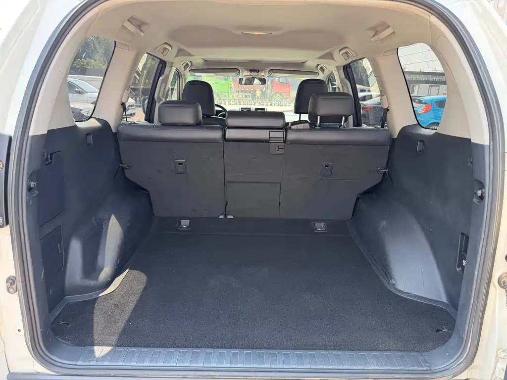 Toyota Prado 2016 — фото 11