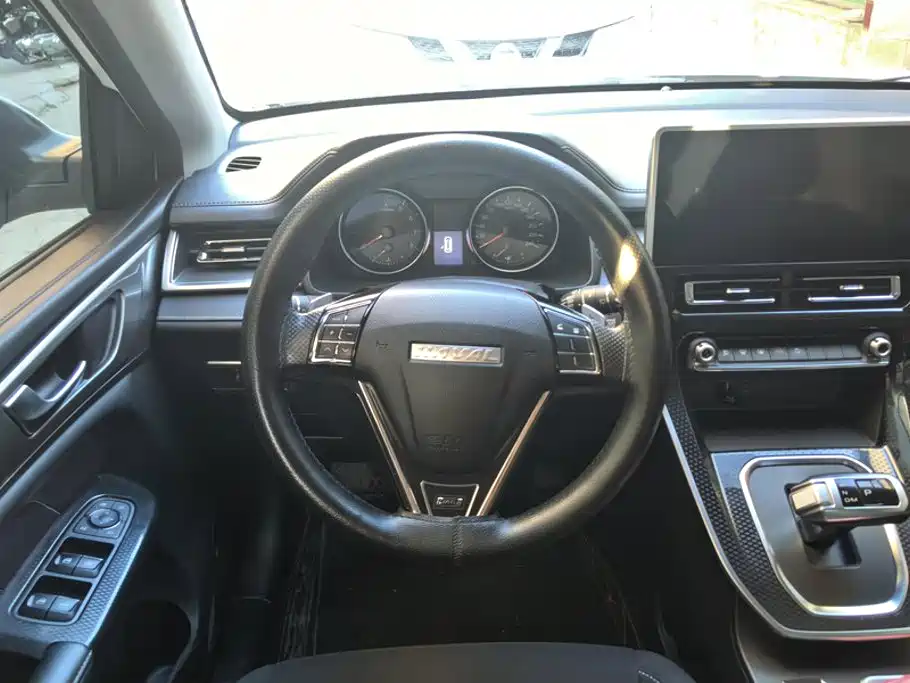 Haval M6 2023 — фото 15