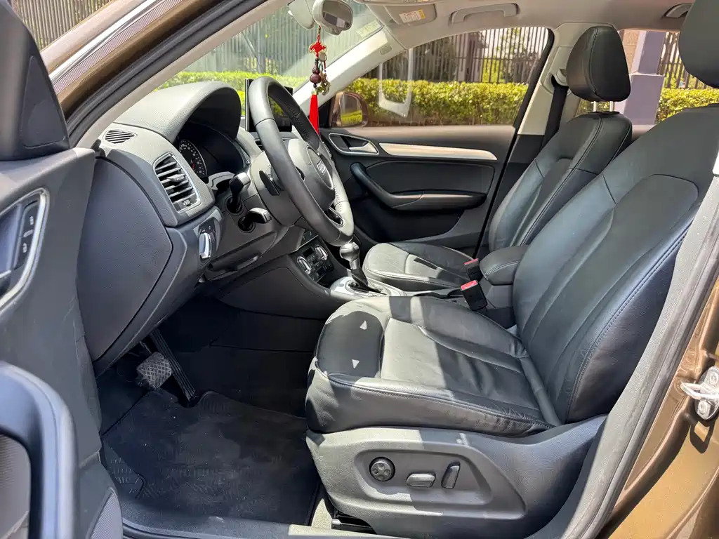 Audi Q3 2013