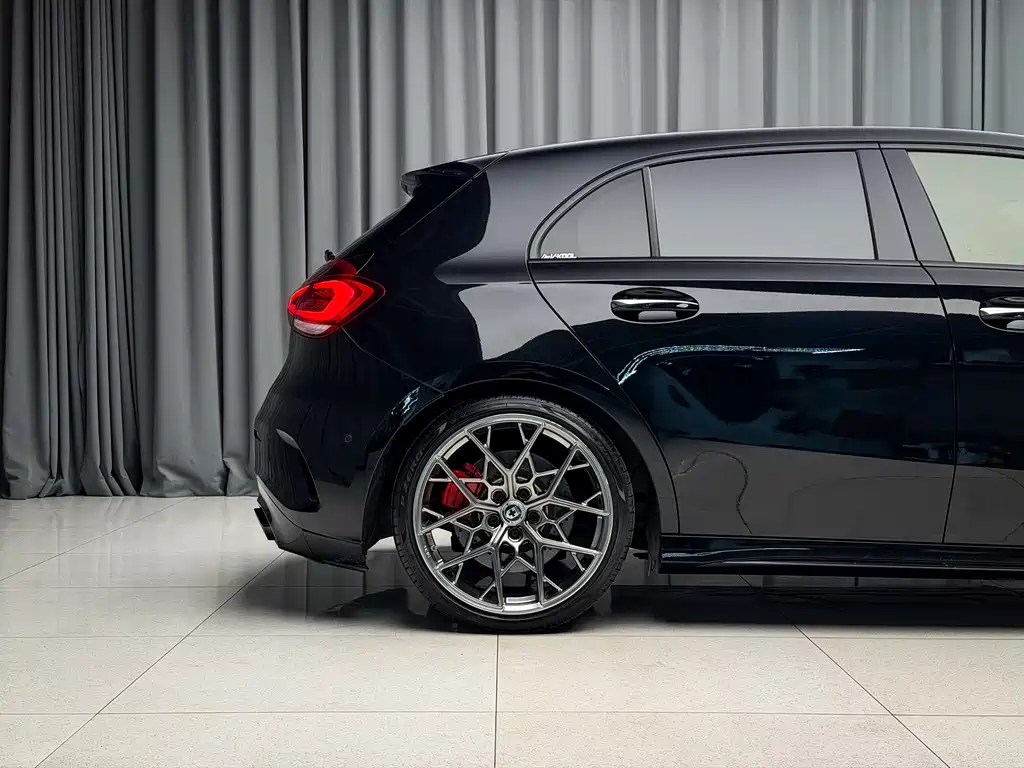 Mercedes-Benz A-Class AMG 2023 — фото 4