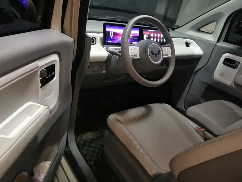 Wuling Air ev Clear Sky 2023 — фото 14
