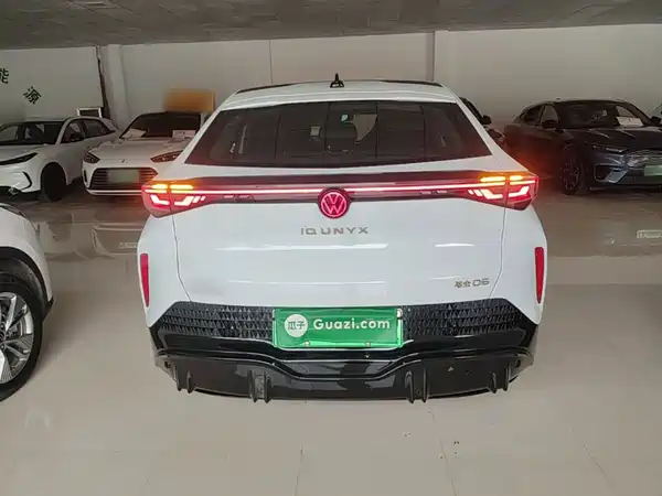 Volkswagen Distinctive 06 2025