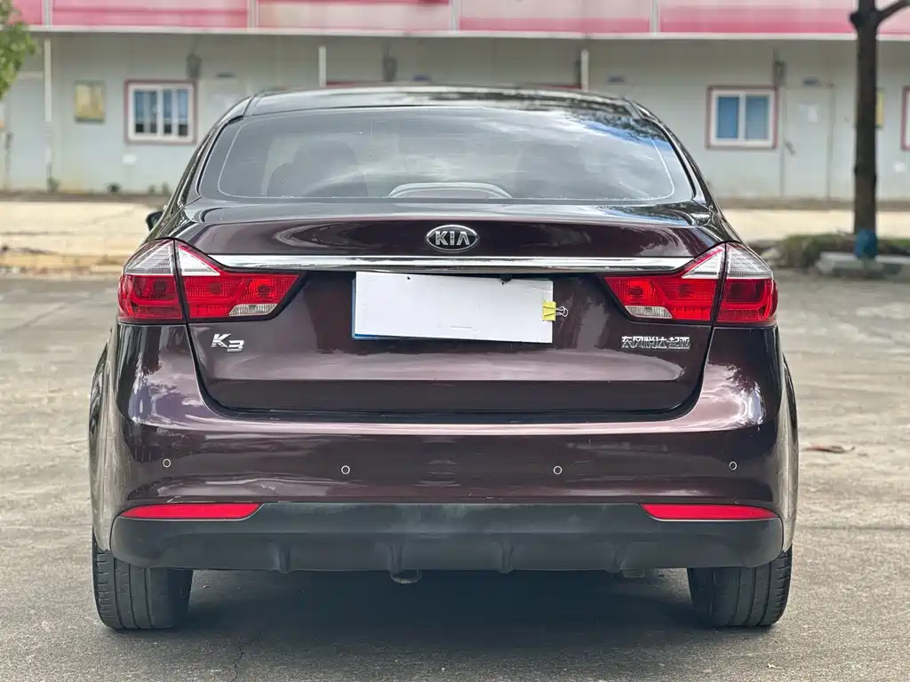Kia K3 2018 — фото 15