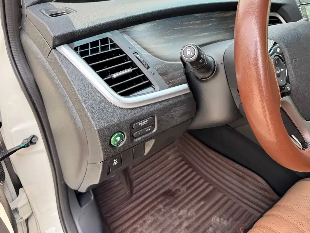 Honda Jade 2018 — фото 10