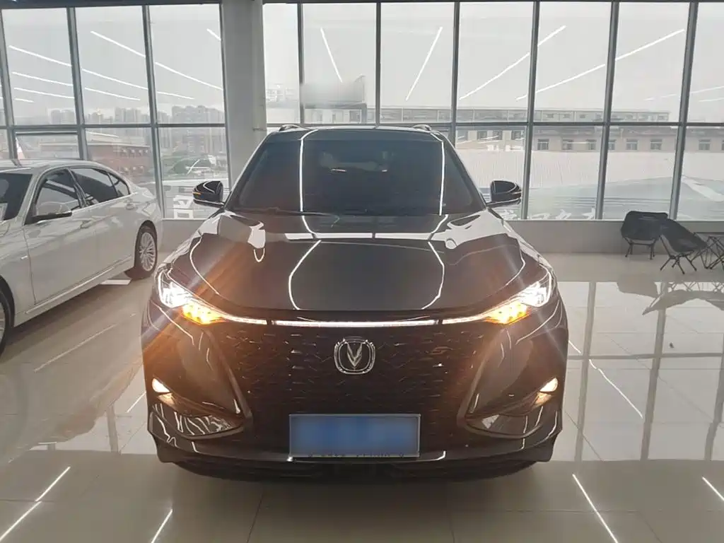 Changan CS75PLUS 2020 — фото 3