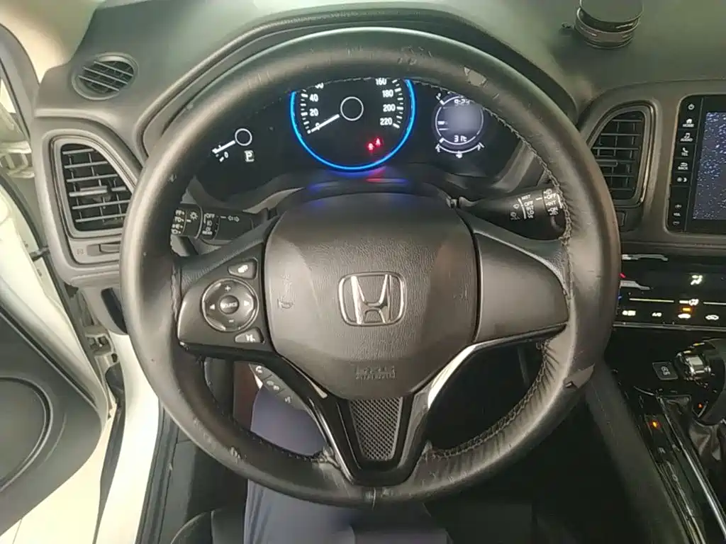 Honda Vezel 2020 — фото 11
