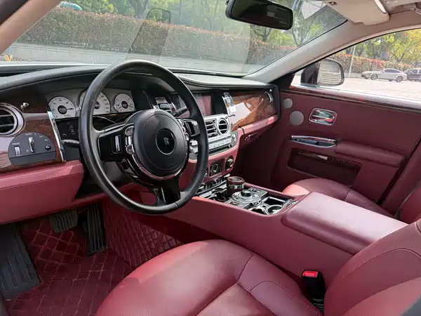 Rolls-Royce Ghost 2014