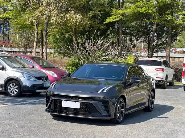 Lynk & Co 03 2023