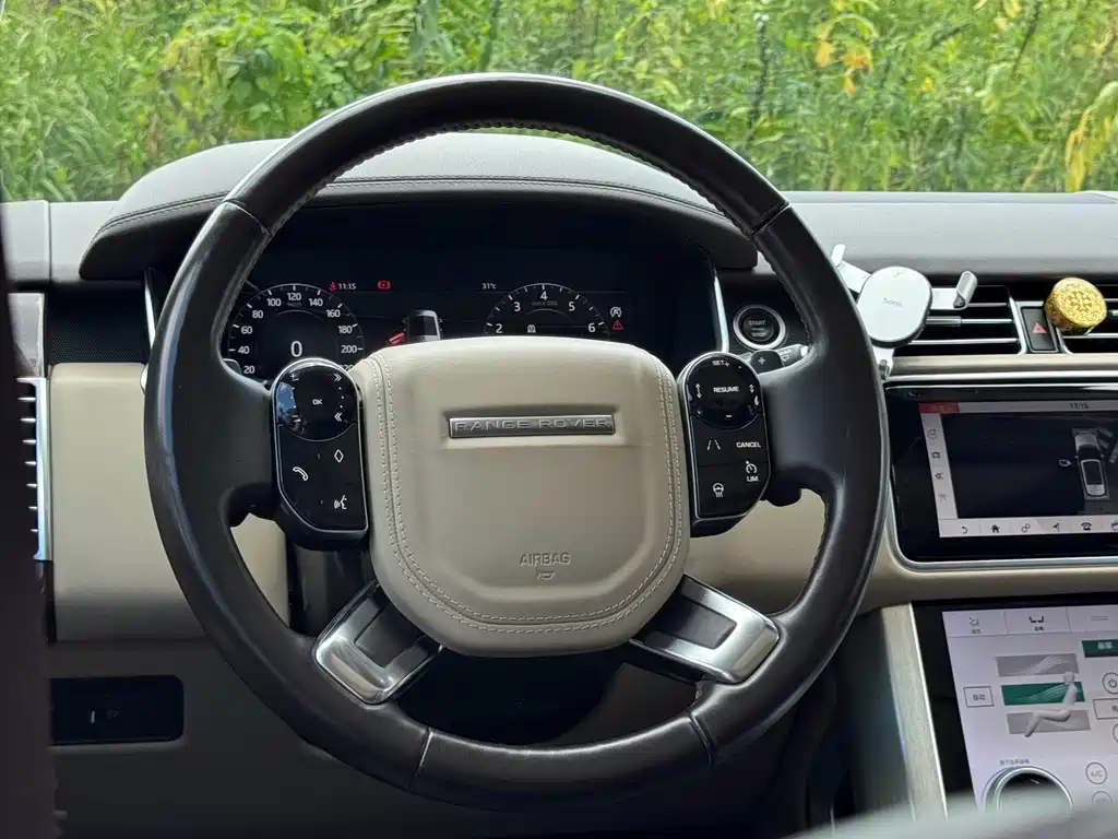 Land Rover Range Rover 2020 — фото 10