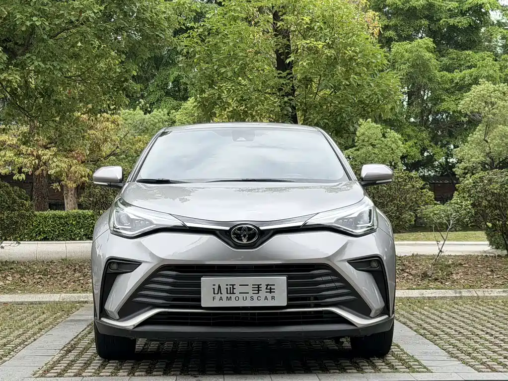 Toyota IZOA 2022 — фото 2