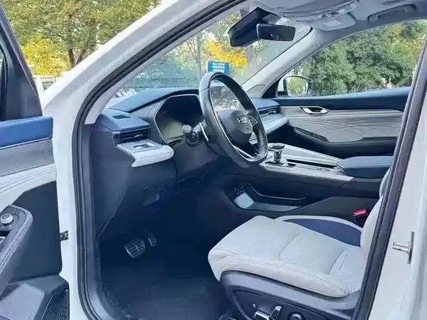 Geely Xingrui 2021