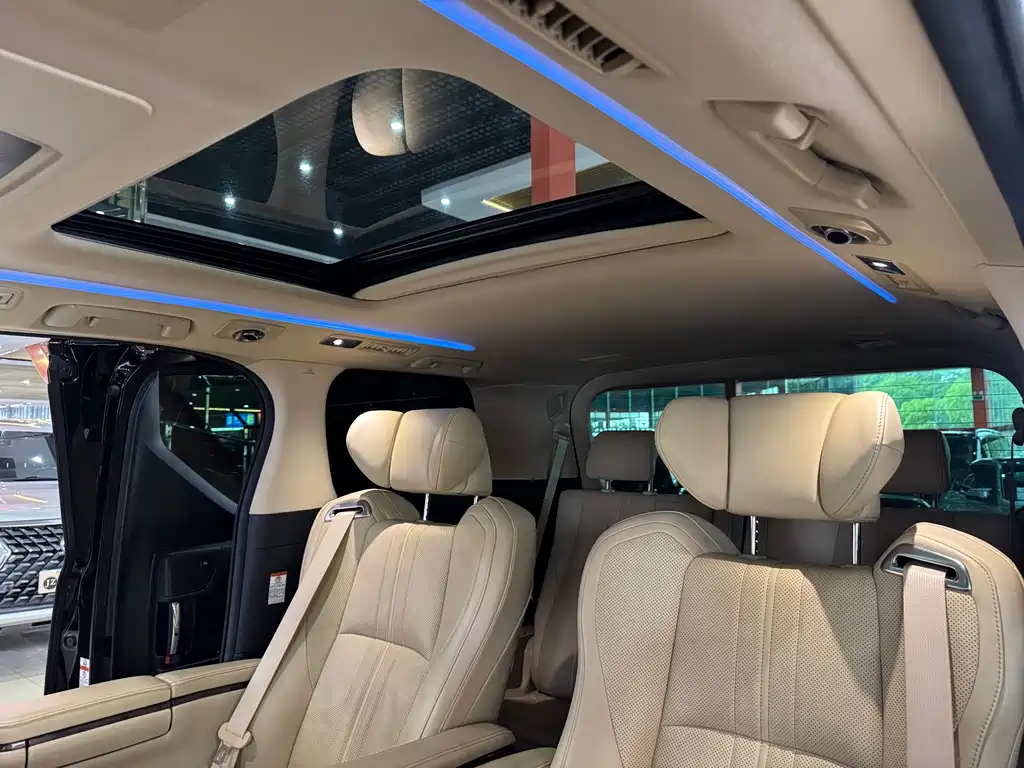 Toyota Vellfire 2021 — фото 14