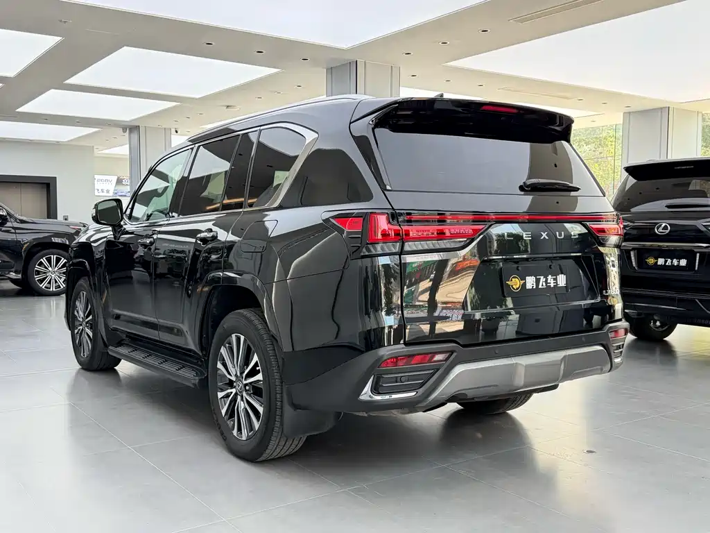 Lexus LX 2024 — фото 23