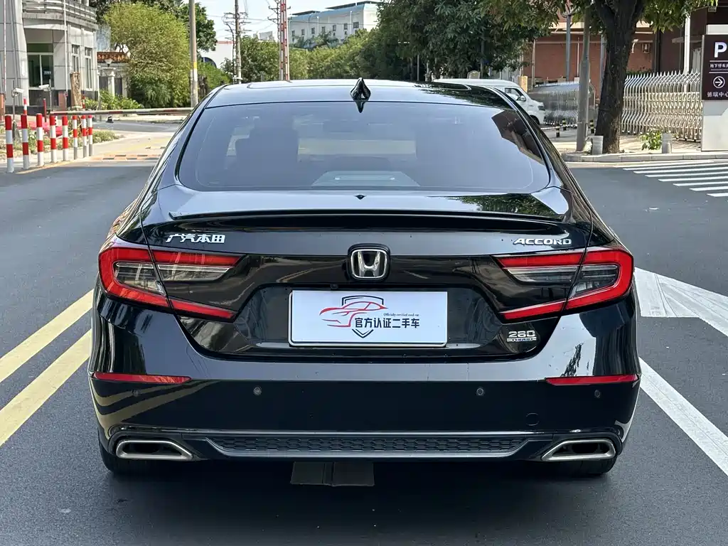 Honda Accord 2023 — фото 5