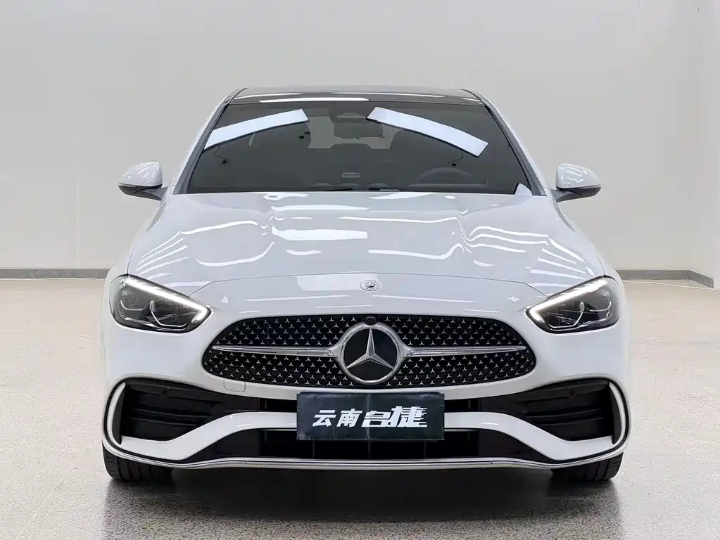 Mercedes-Benz C-Class 2024 — фото 2