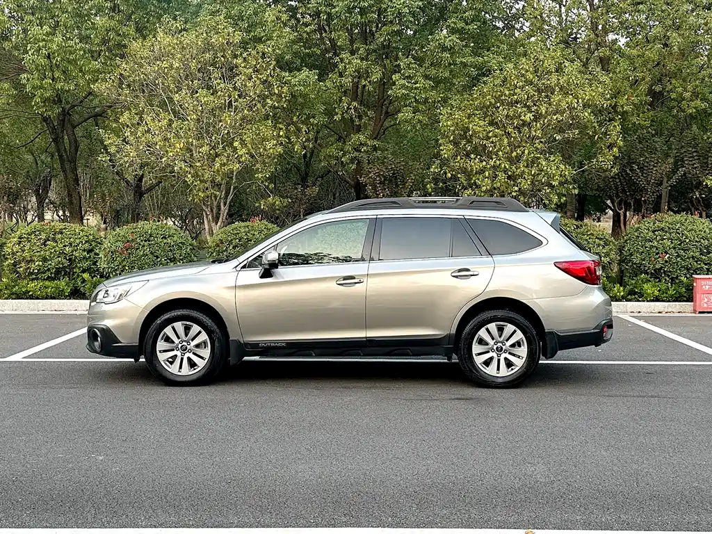 Subaru Outback 2015 — фото 5