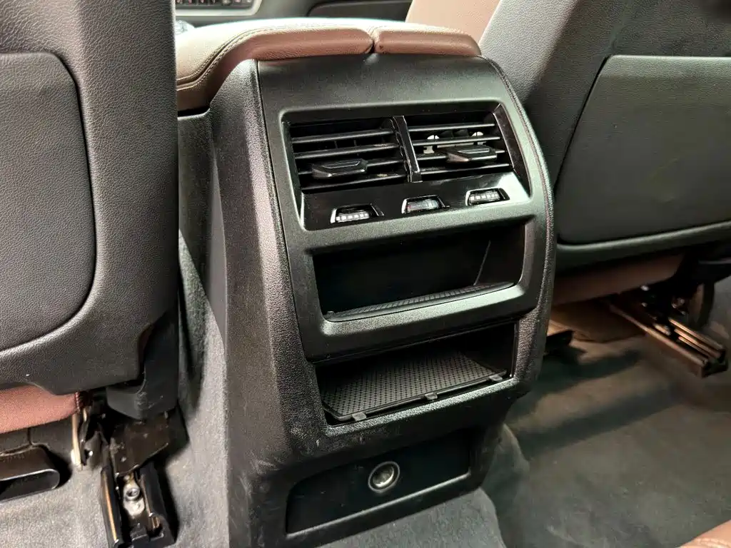 BMW X6 2020 — фото 10