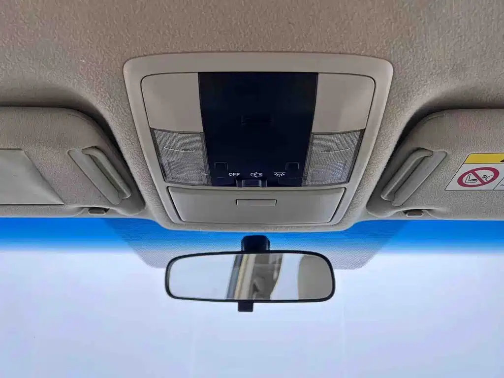 Toyota Prado 2013 — фото 17