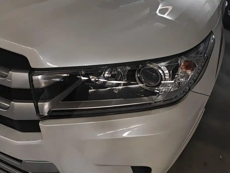 Toyota Highlander 2020