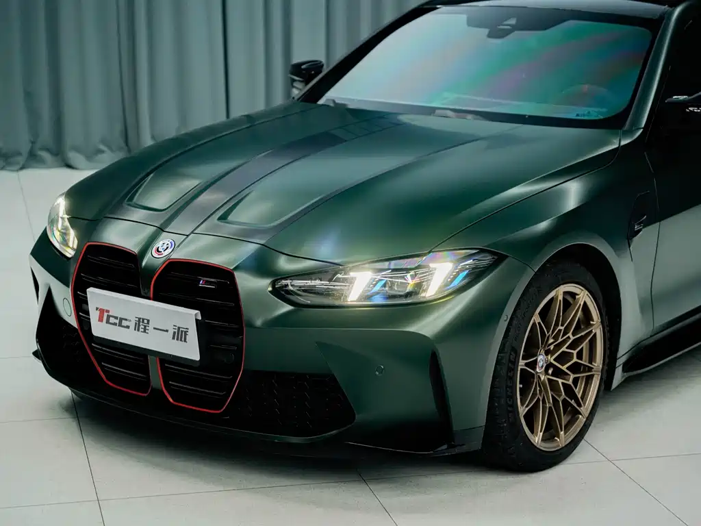 BMW M4 2025 — фото 15