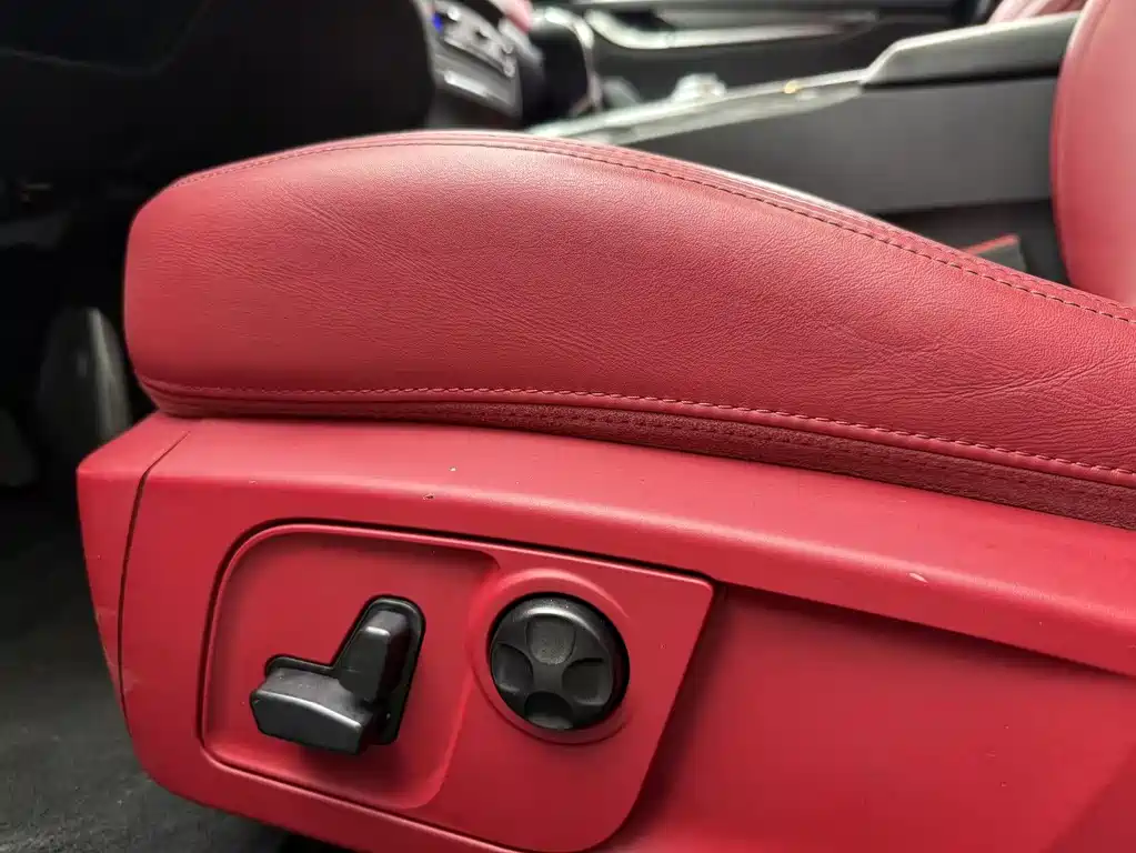 Maserati Ghibli 2019 — фото 13