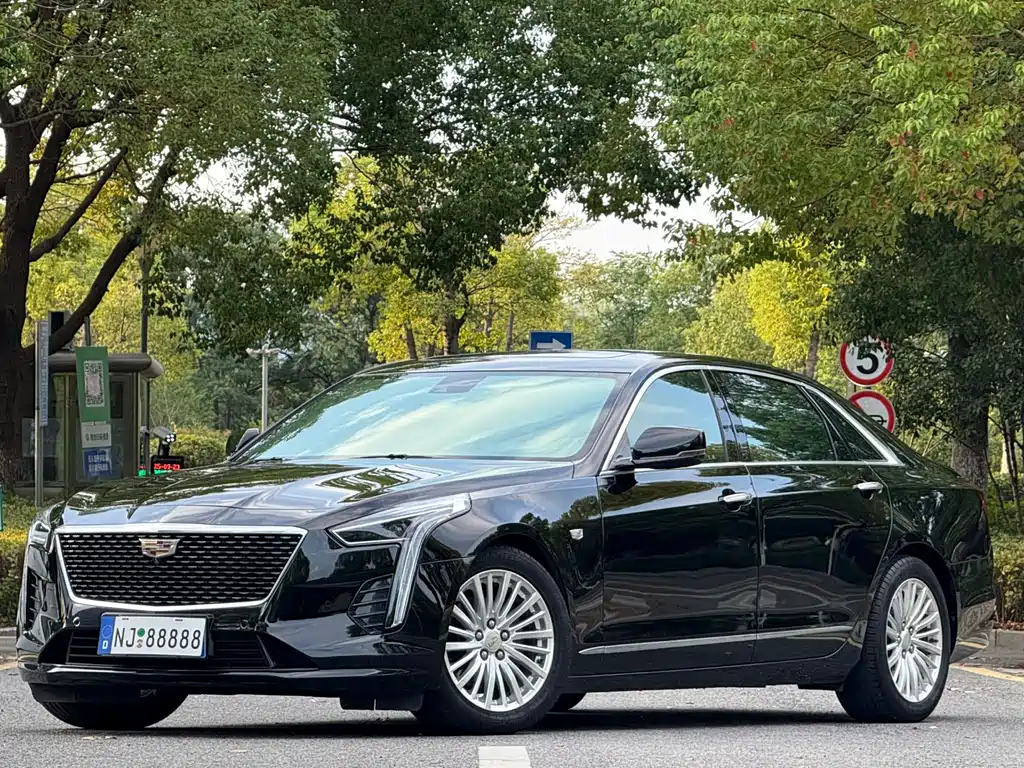 Cadillac CT6 2020 — фото 1