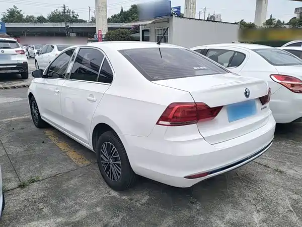 Volkswagen Santana 2021