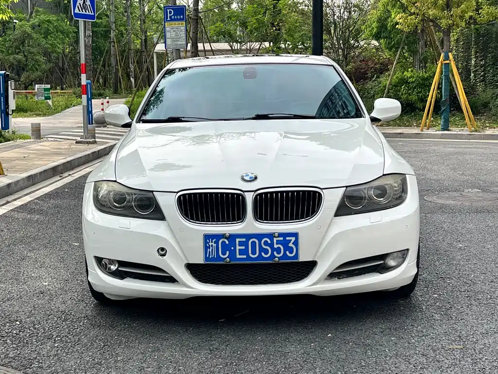 BMW 3 Series 2012 — фото 2