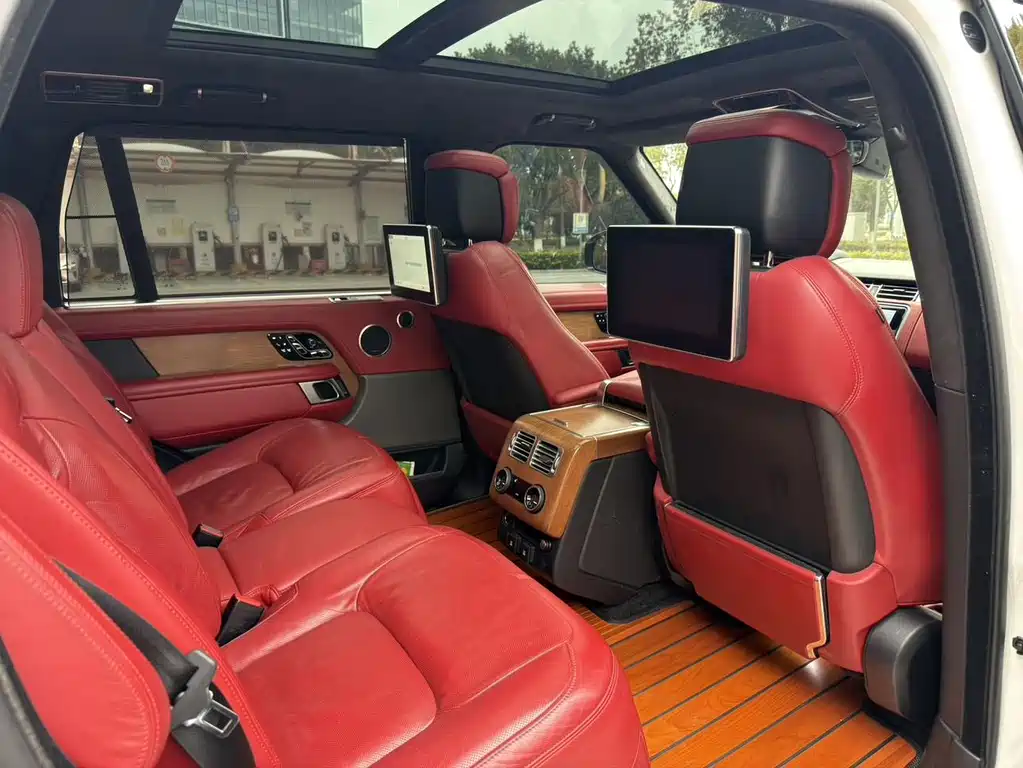 Land Rover Range Rover 2019 — фото 17