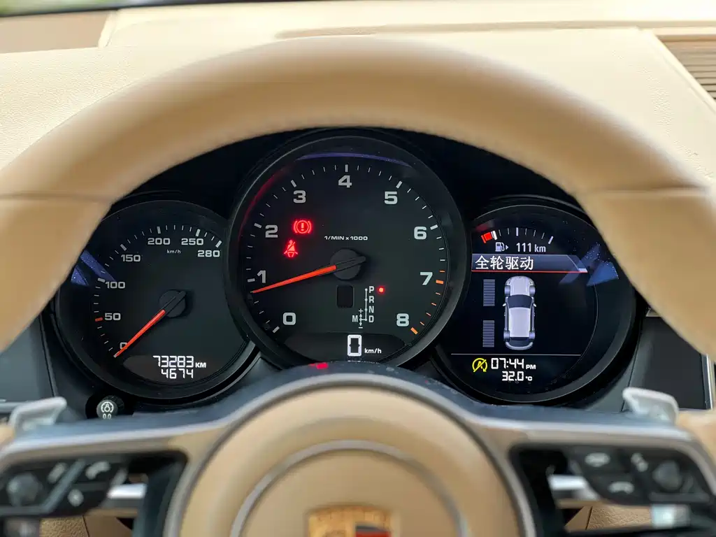 Porsche Macan 2014 — фото 21