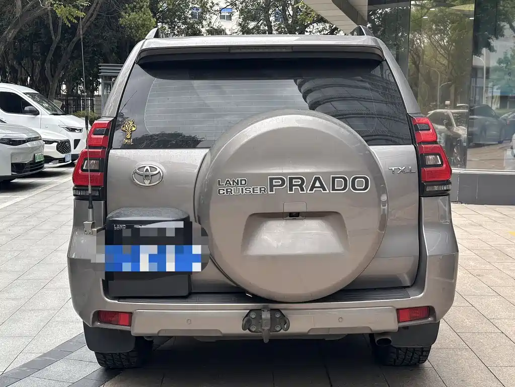 Toyota Prado 2019 — фото 7