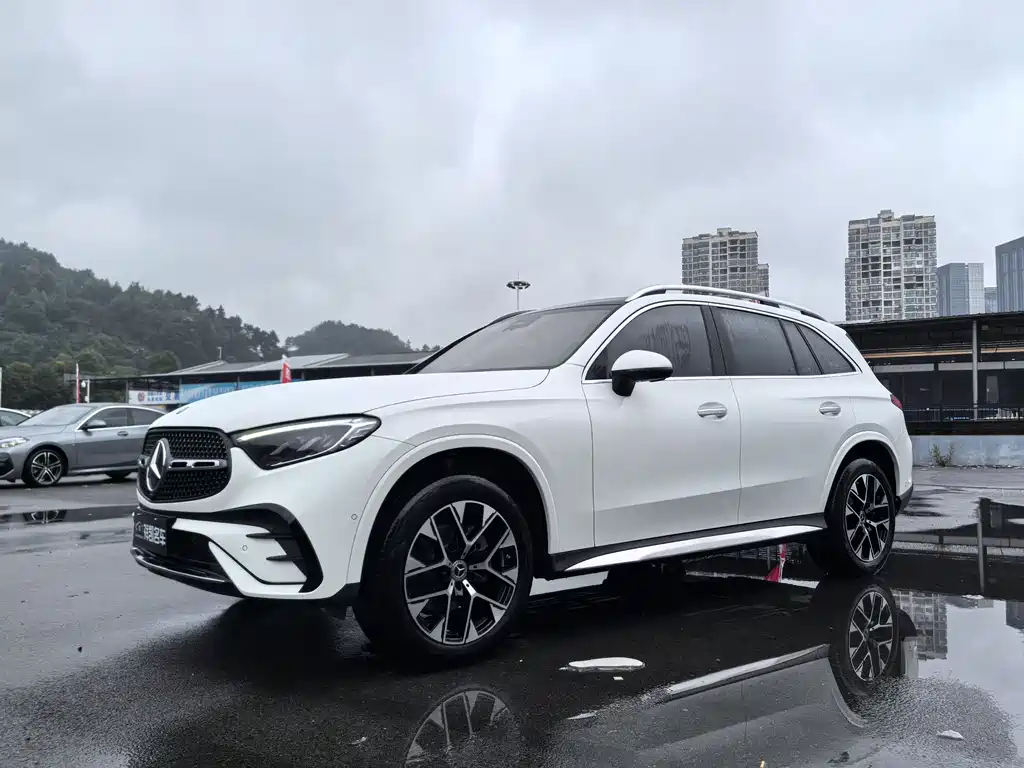 Mercedes-Benz GLC 2024