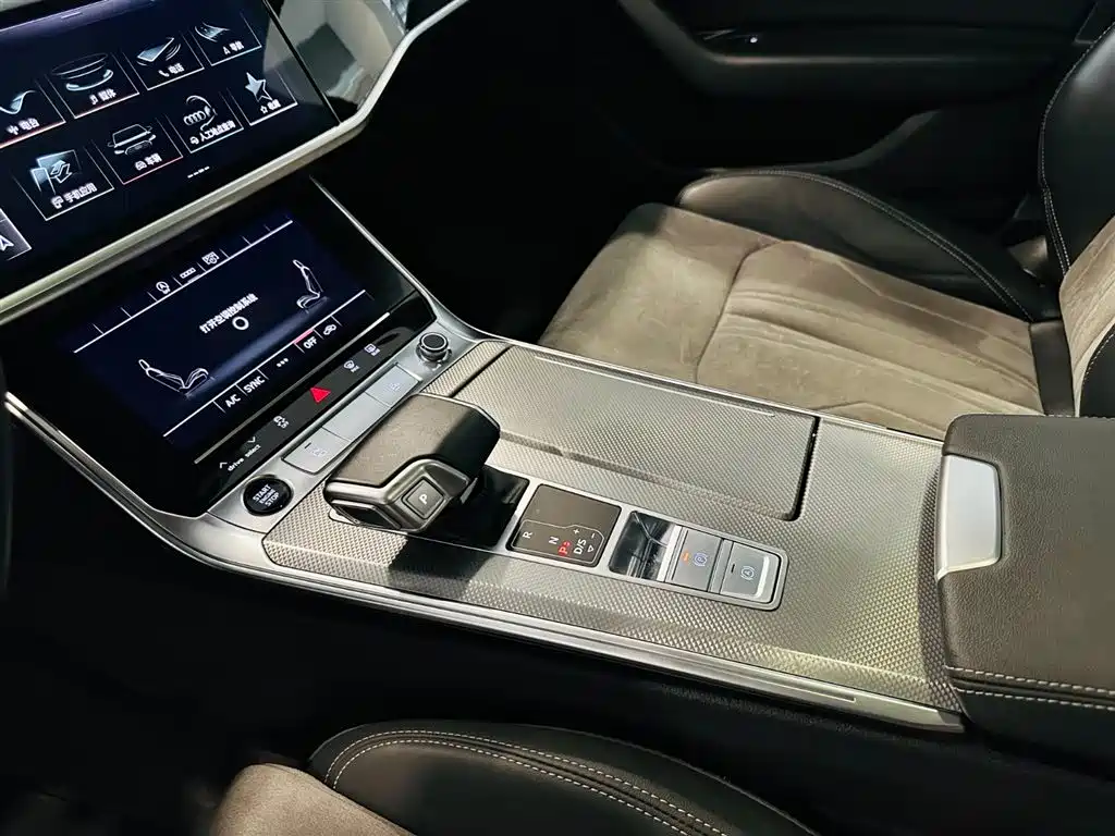Audi A6L 2024 — фото 11