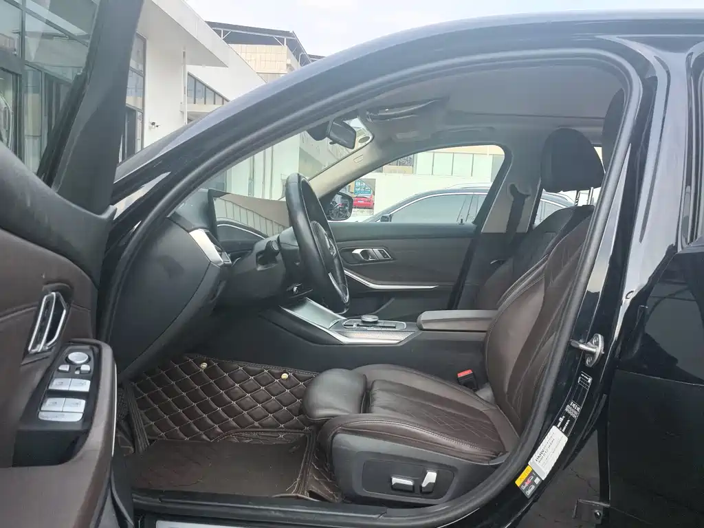 BMW i3 2022 — фото 13