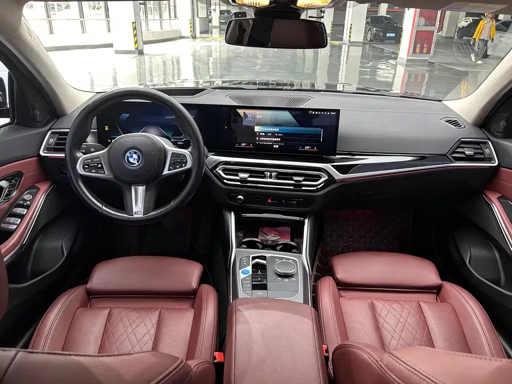 BMW i3 2023 — фото 10