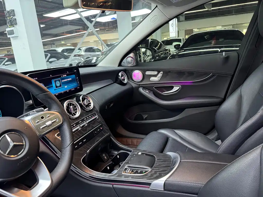 Mercedes-Benz C-Class 2020 — фото 20