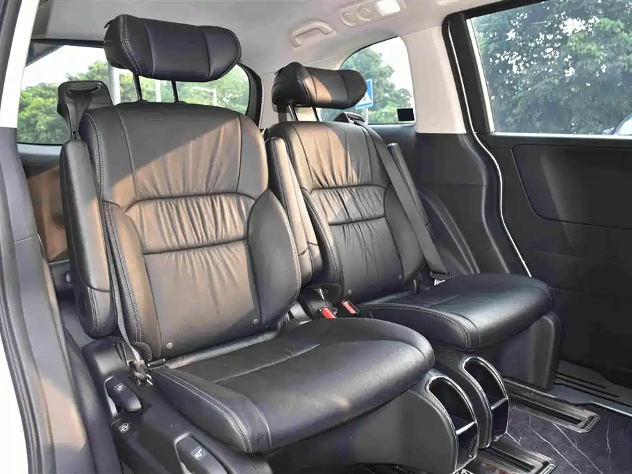 Honda Odyssey 2023 — фото 9