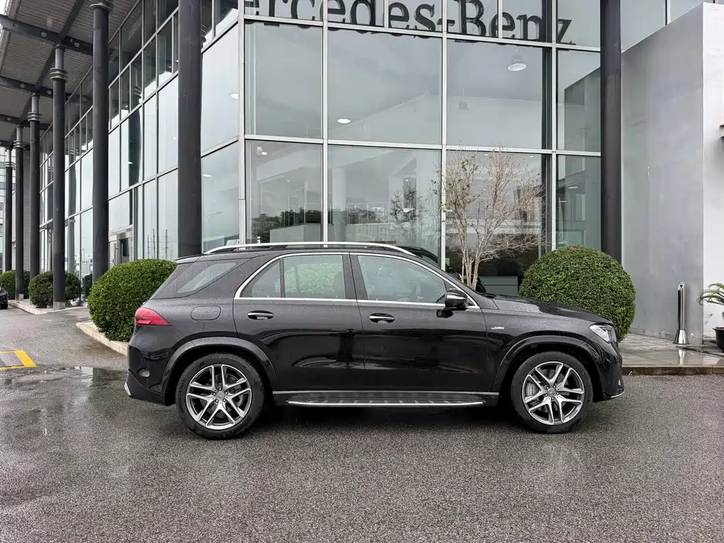 Mercedes-Benz GLE AMG 2025 — фото 13